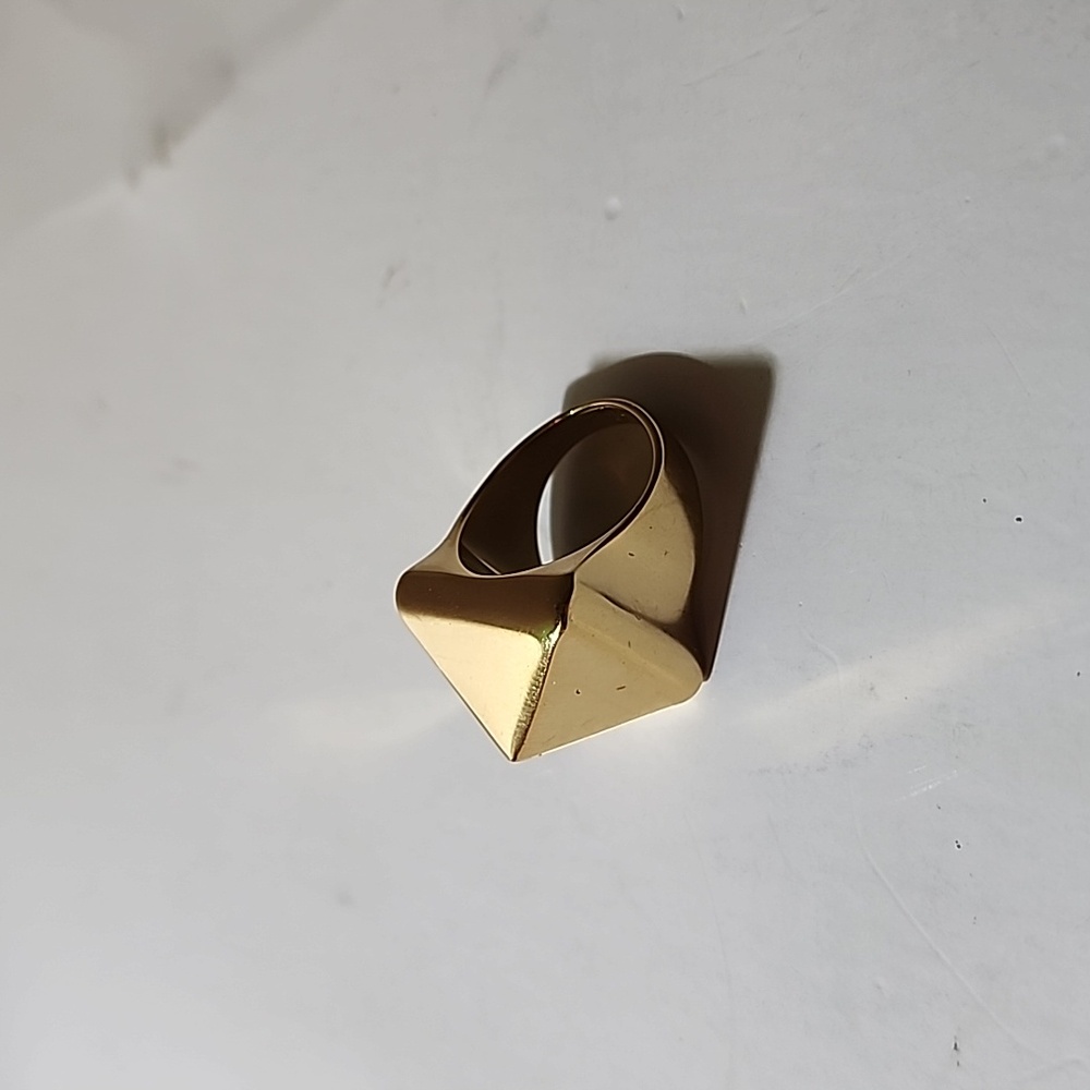 Valentino Garavani Rockstud Ring - Picture 2 of 11